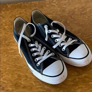 Low top Converse